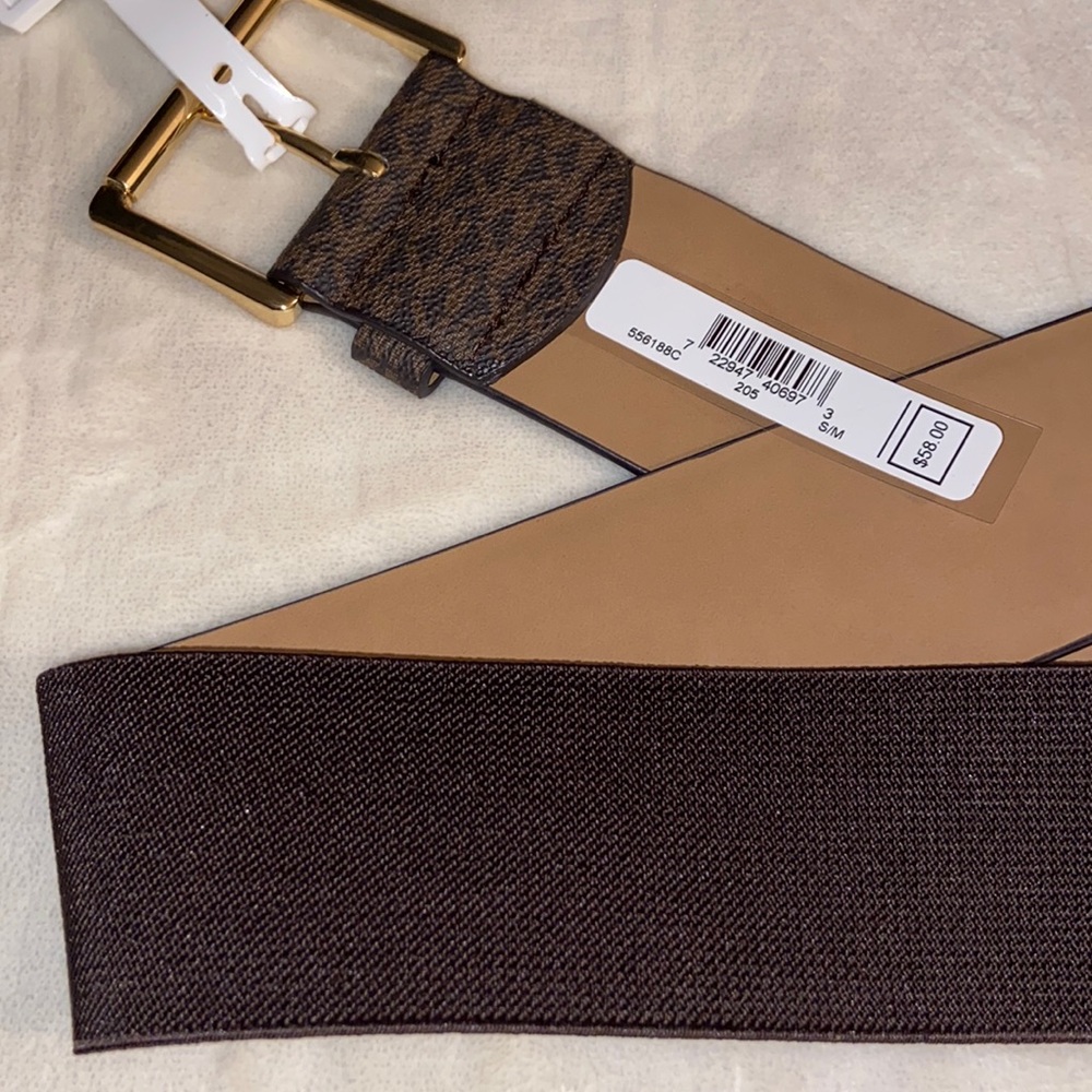 Wide High-Waist Michael Kors Belt - Picture 7 of 7